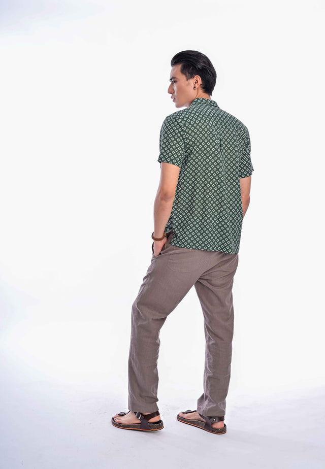 Indie Batik - Elham Men Regular Fit Short Sleeve Printed Shirt Green